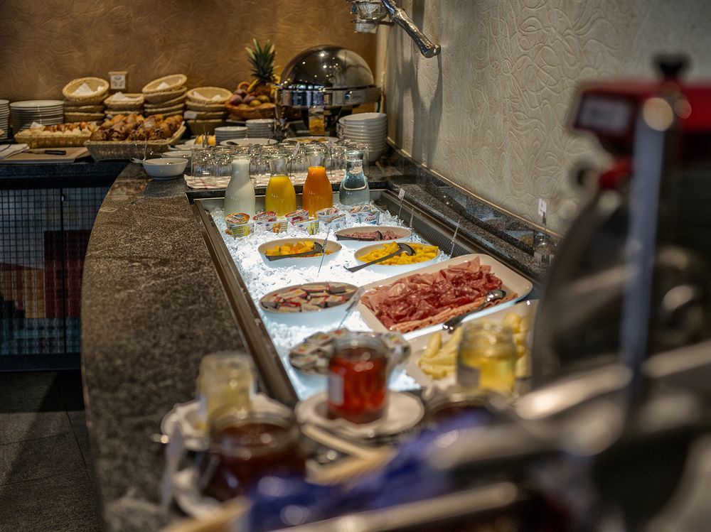 Albergo Carcani By Ketty & Tommy อัสโกนา ภายนอก รูปภาพ